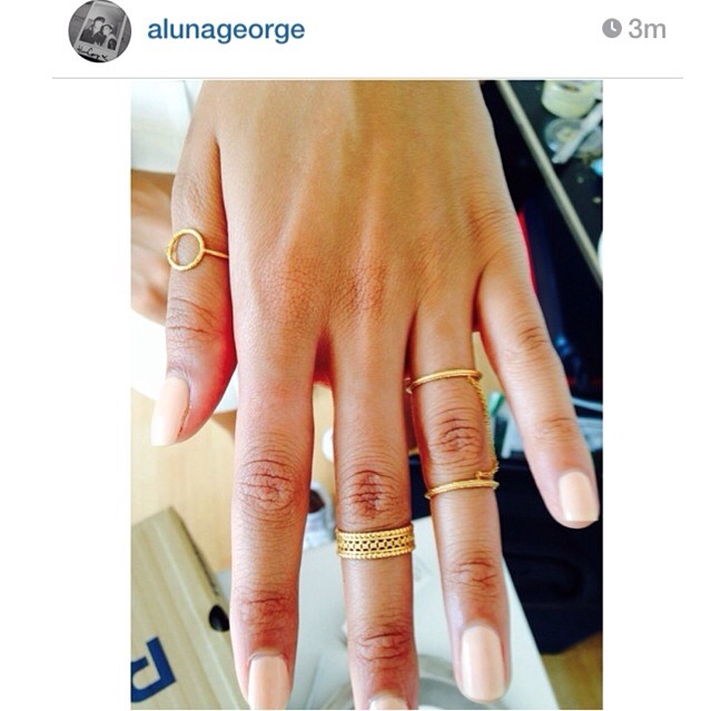 Aluna George wearing the Double Strength Chain ring in silver.