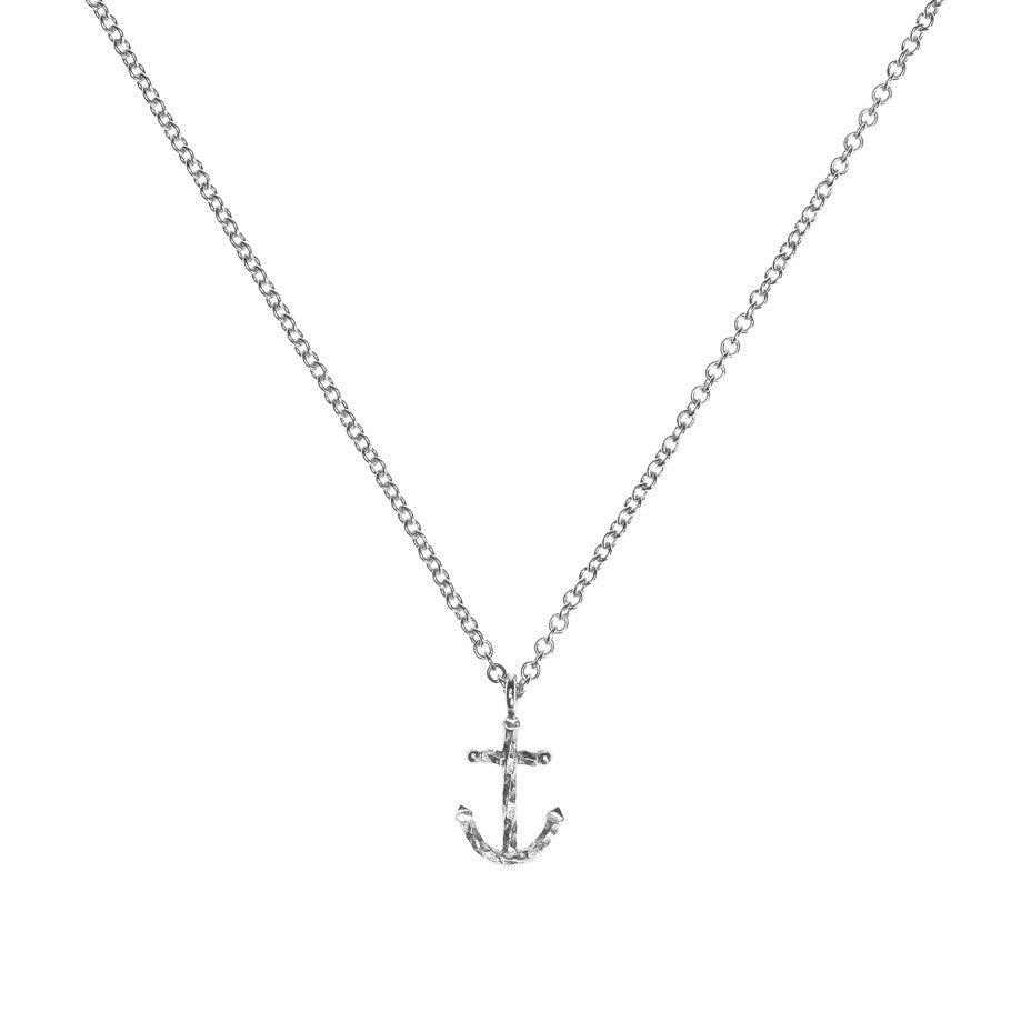 Anchors Away necklace in silver.